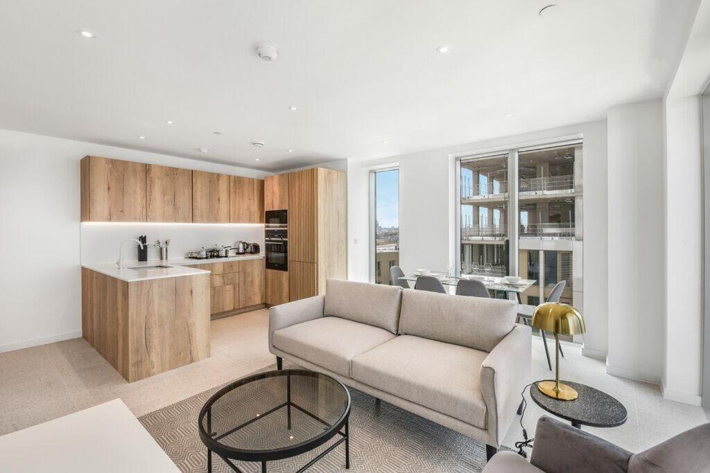 Whitechapel House | Jacquard point