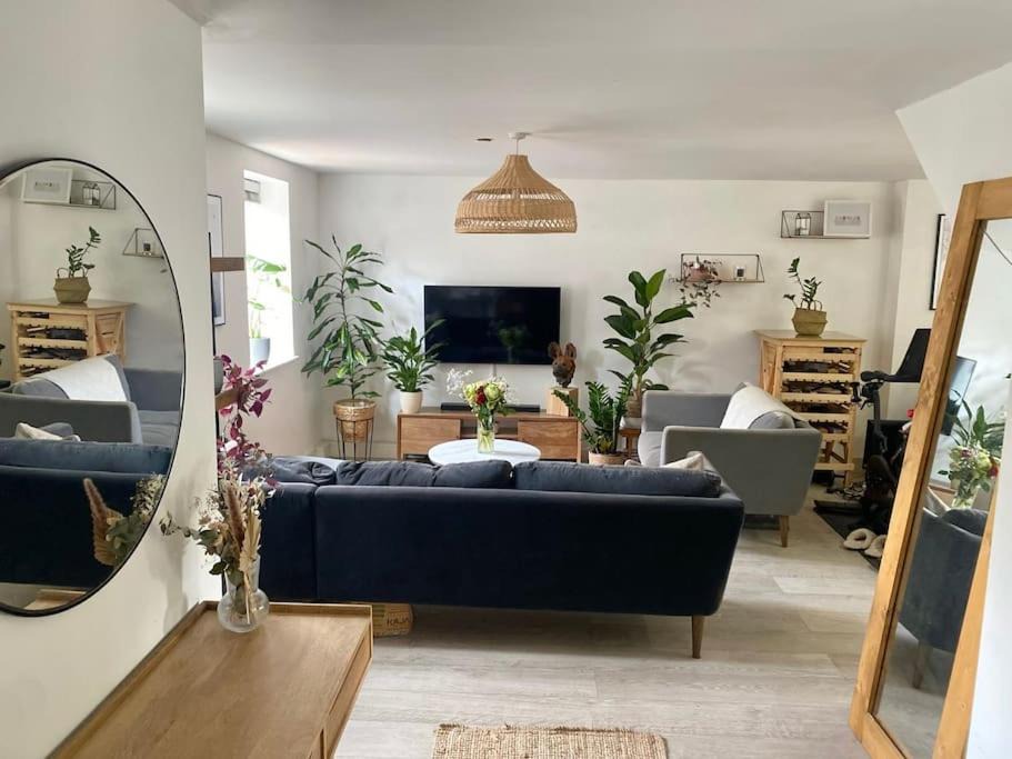 The Lane House | Modern 2 bedroom family home in Peckham