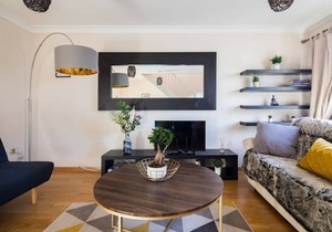2 Bed Apartment with Garden in Fulham