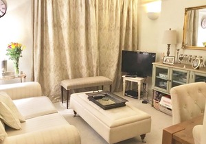 Cosy, convenient apartment in leafy Ravenscourt Park