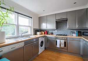 Putney Perfection - One Bedroom Apartment, Sleeps 2