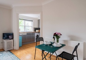 Putney Perfection - One Bedroom Apartment, Sleeps 2