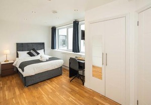 SE10 House