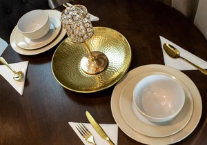 Top floor Luxury and Spacious 2 bedroom Apartment in Stratford