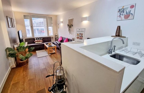Bishopsgate Apartment | 50 m² Apartment ∙ 1 bedroom ∙ 2 guests