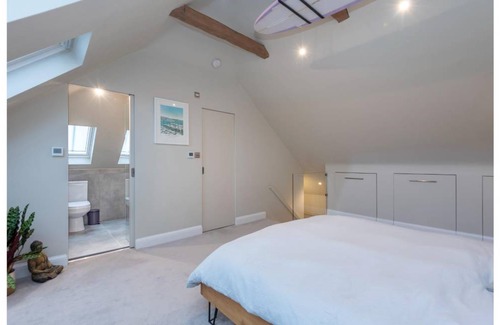 Canbury Apartment | Apartment ∙ 2 bedrooms ∙ 4 guests