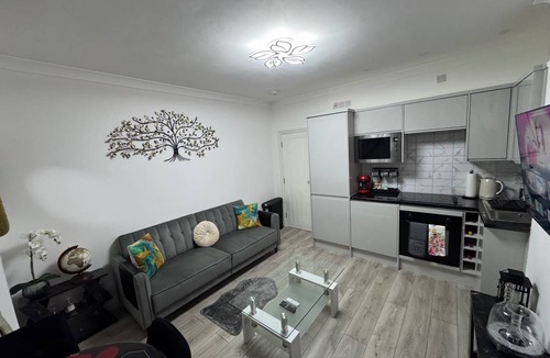 Kensal Green Apartment | 70 m² Apartment ∙ 2 bedrooms ∙ 6 guests
