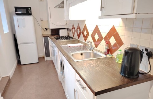Fulham Broadway Apartment | Amazing 1 bed flat in Fulham near Chelsea Stadium!