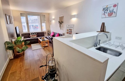 Bishopsgate Apartment | Apartment ∙ 20 guests