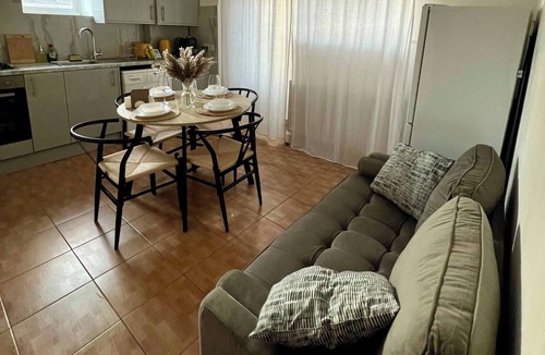 Northfield Apartment | Cozy Getaway in LondonEasy access to Heathrow