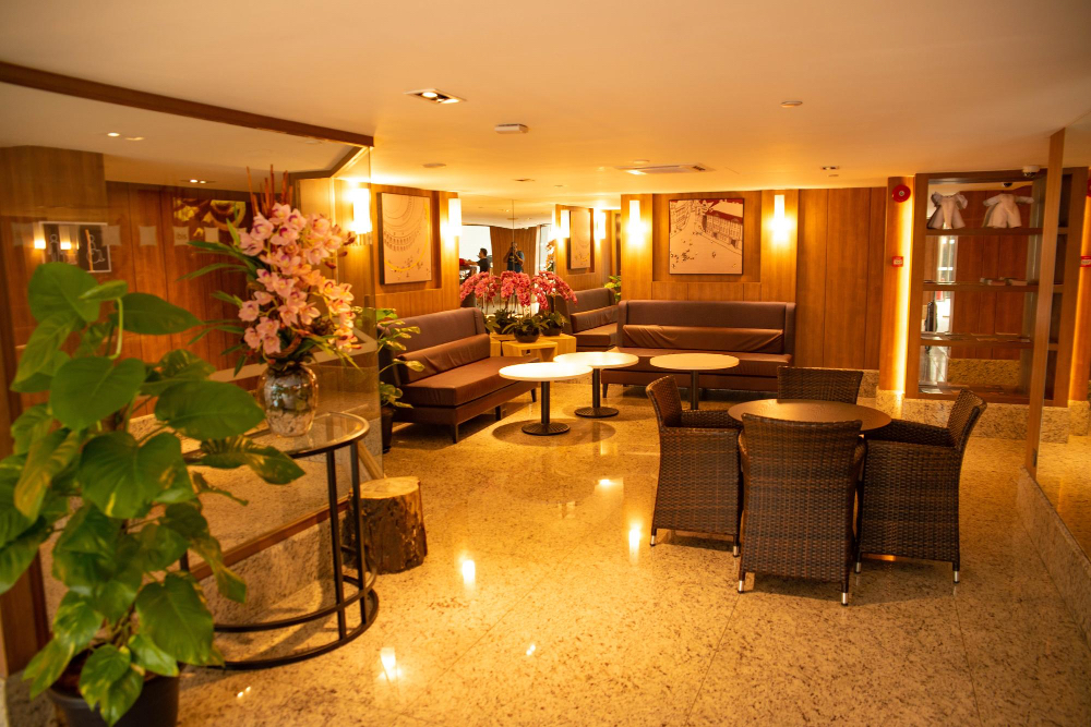 Chelsea House | GuestReady - Glamorous essence in Chelsea