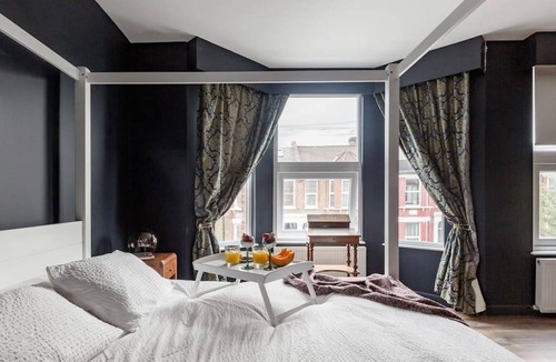 Haringey House | House ∙ 6 bedrooms ∙ 16 guests