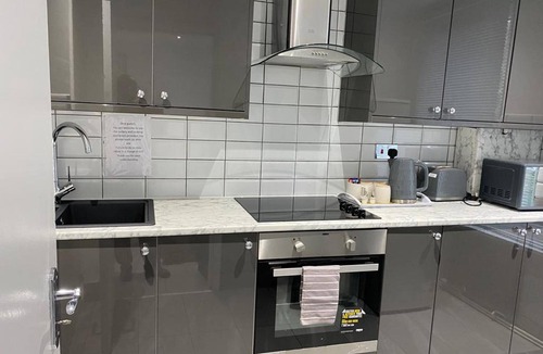 Glyndon Apartment | Luxurious 2-bed Apartment in Woolwich, London