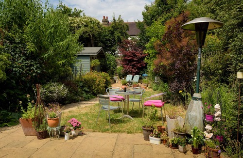 Walpole House | Luxury Victorian 5/6 bdr town house. Sleeps 10-14. Garden and Parking
