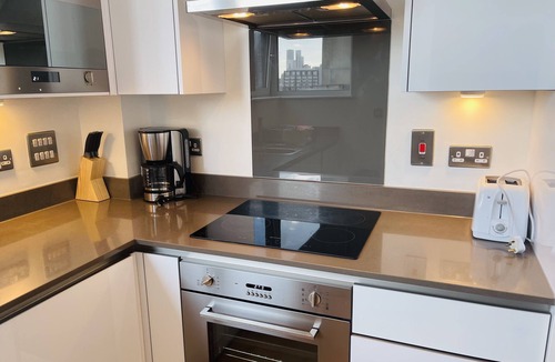 Canning Town South Apartment | Penthouse