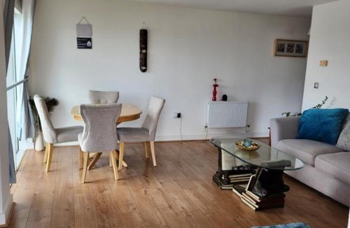 Glyndon House | Shared property on Thames