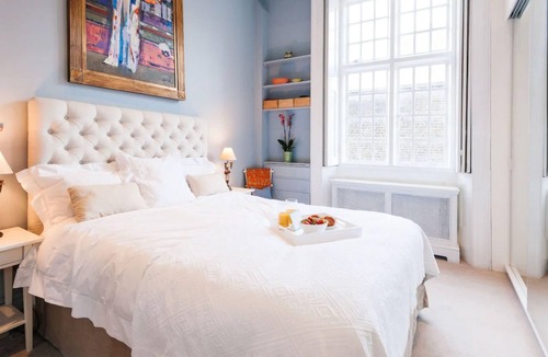 Holland Park Apartment | TREE HOUSE Celebrity Residence in Notting Hill