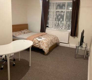 Redbridge House | Welcome to your new home.