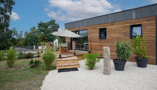 Chalet 'An Ti Koad Spa Privatif 800m Plage' with Private Terrace, Private Garden and Wi-Fi