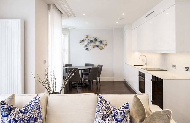 Beautiful West London 3 bed Apartment