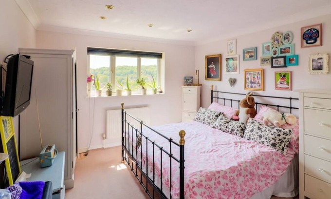 London Borough of Bromley Resort | Private room ∙ 2 guests
