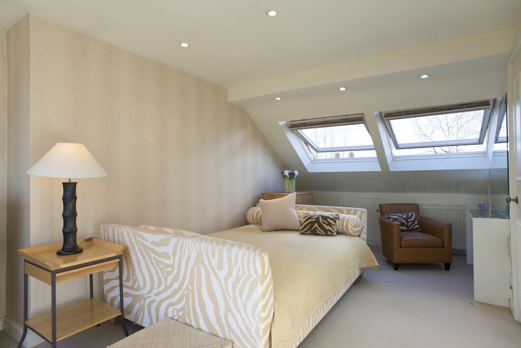 Photo of Bedroom in Sands End