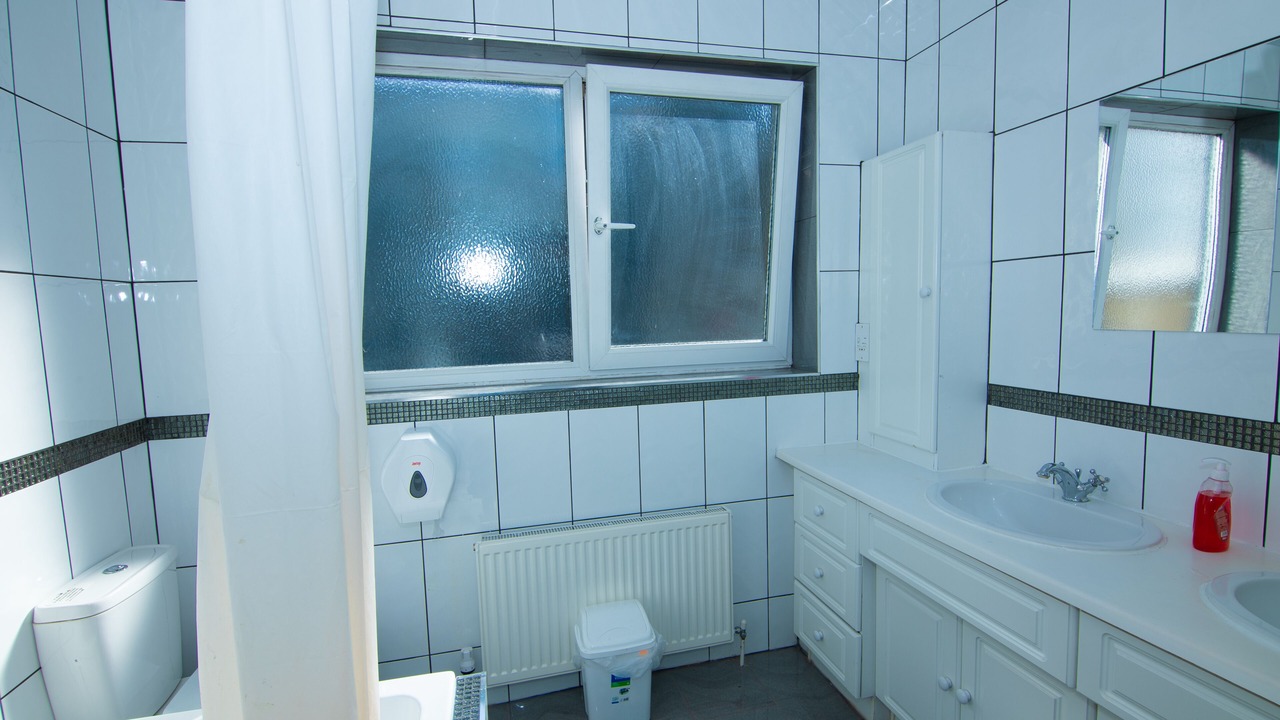 Photo of Bathroom in Forest Gate
