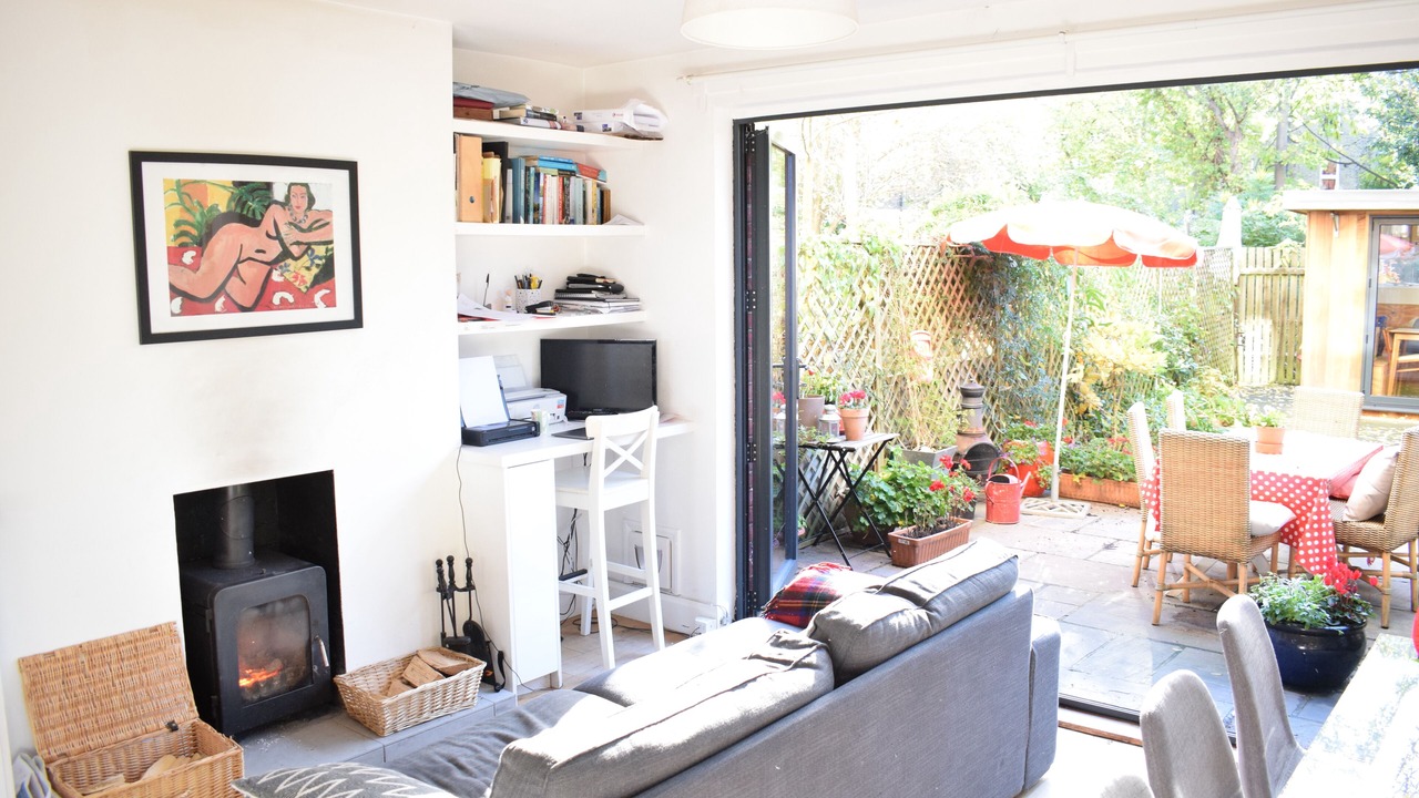 Photo of Livingroom in Brixton