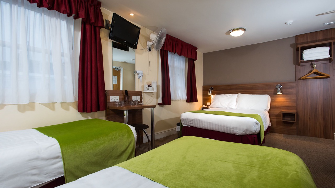 Photo of Bedroom in Warwick