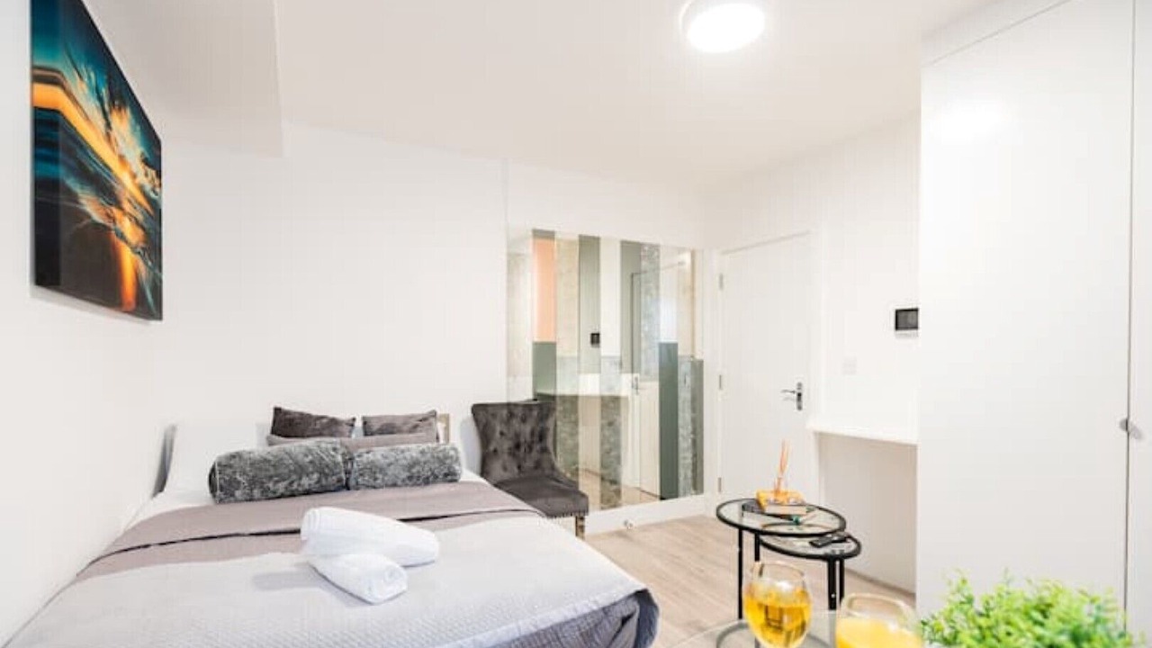 Photo of Bedroom in Kensal Green