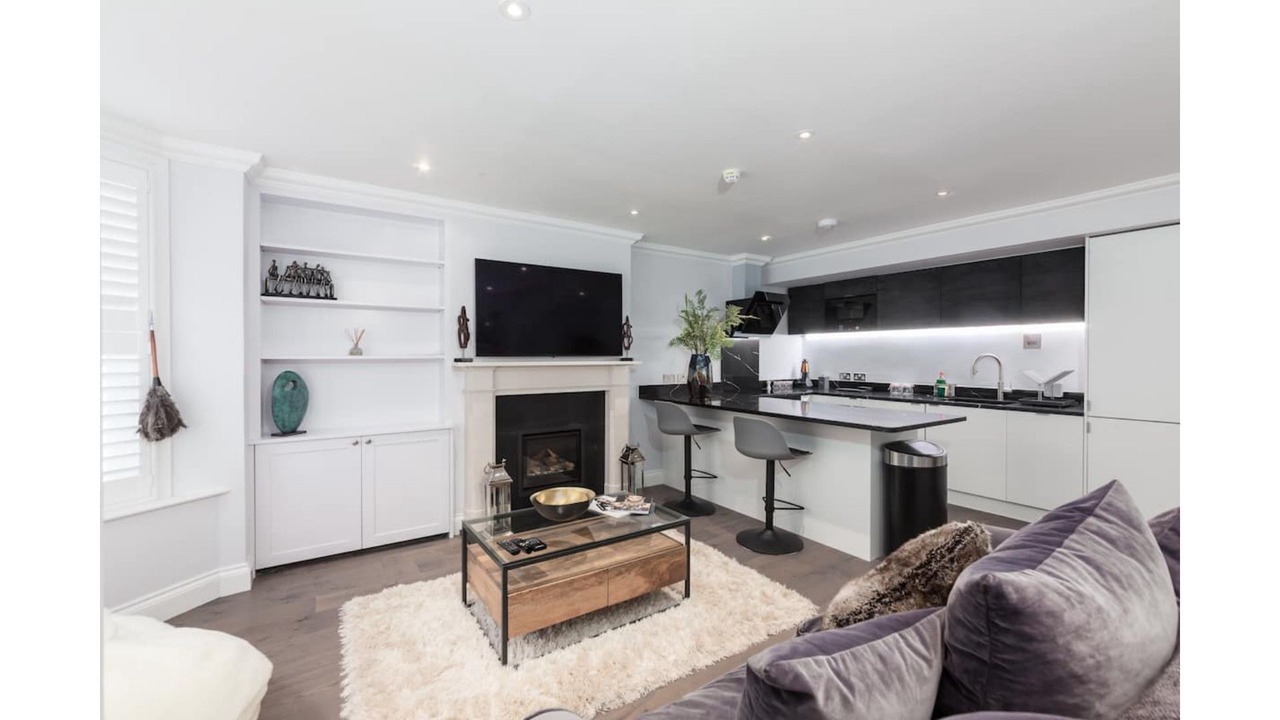 Photo of Livingroom in Chelsea Riverside