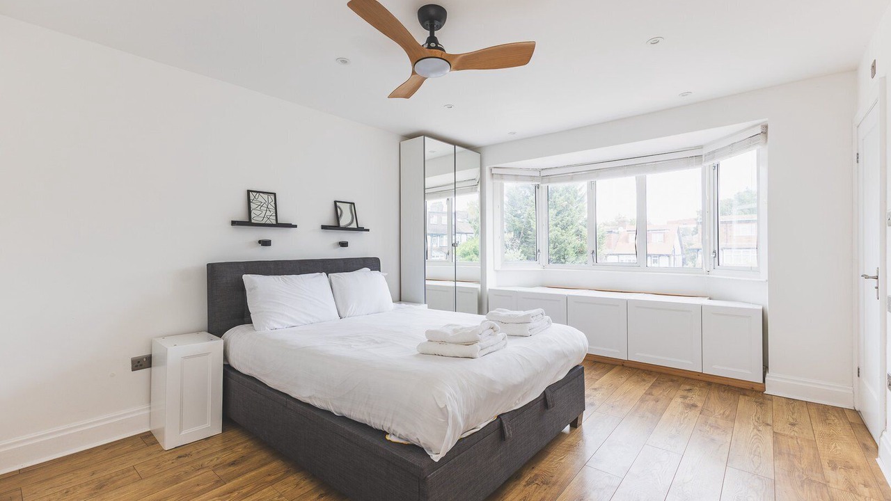 Photo of Bedroom in Hanger Hill