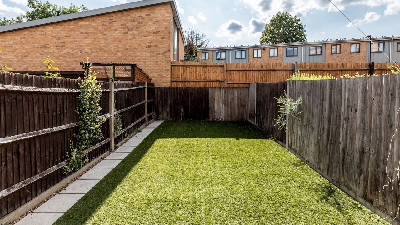 Photo of Outdoor in Charlton