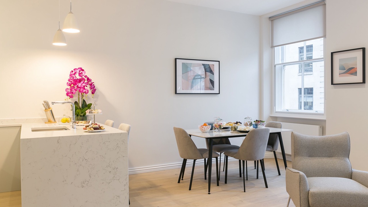 Photo of Livingroom in Covent Garden