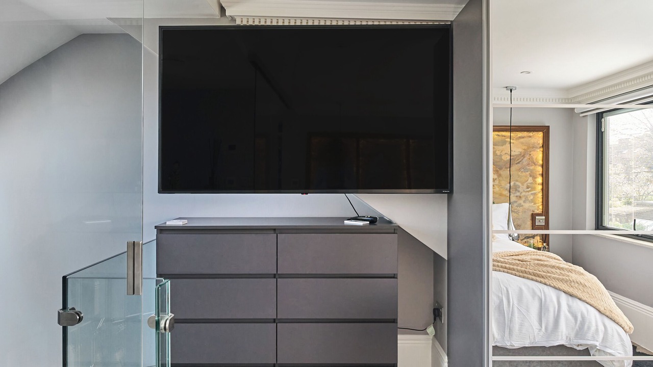 Photo of Bedroom in Knight's Hill