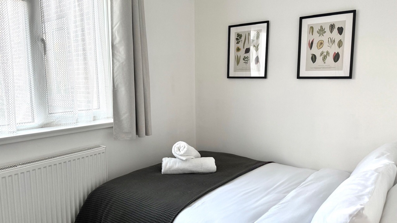 Photo of Bedroom in Canning Town South