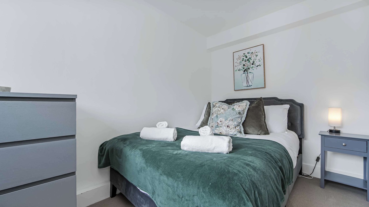 Photo of Bedroom in Holland Park