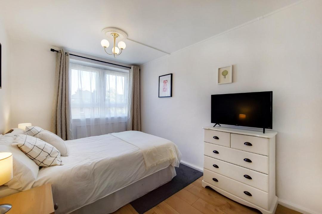 Photo of Bedroom in Primrose Hill