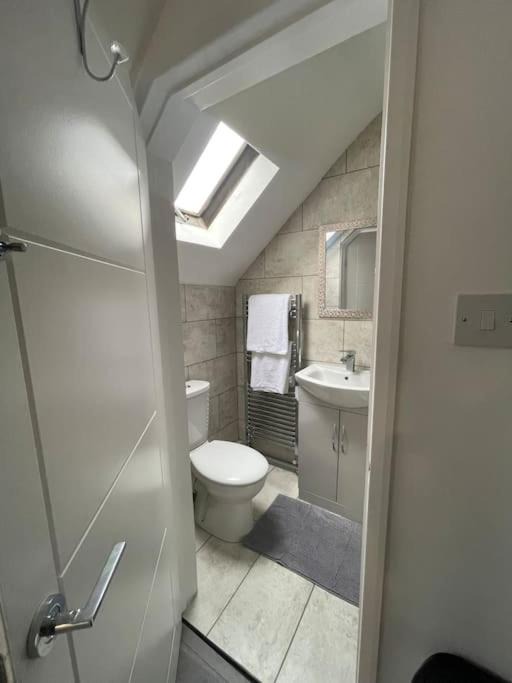 Photo of Others in Broad Green