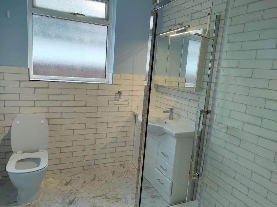 Photo of Bathroom in London Borough of Bromley