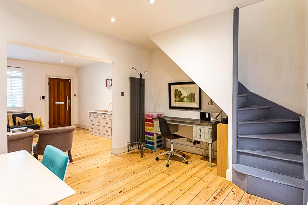 Photo of Livingroom in Clapham