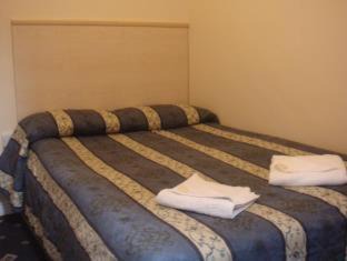 Photo of Bedroom in Warwick